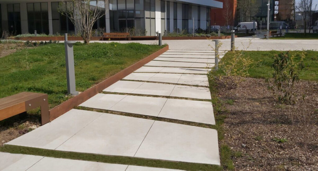 Campus Condorcet - Bordures/cositères corten