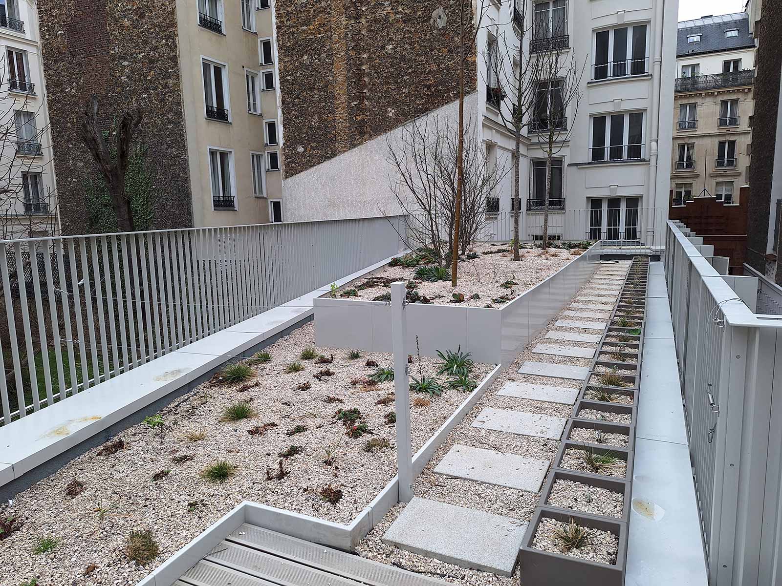 Jardinières et costières sur mesure en acier thermolaqué de fabrication Licce