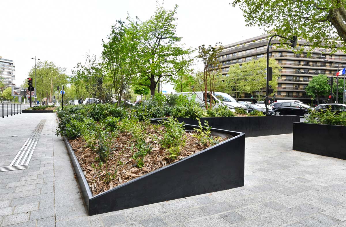 Hôtel Hyatt Regency Paris Étoile - Costières sur mesure en acier thermolaqué Licce