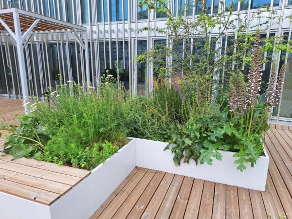Immeuble APOLLO, Porte d’Italie, Paris 13e - Jardinières/costières sur mesure en acier thermolaqué Licce