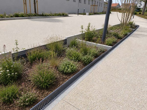 ZAC Lallier à l’Haÿ-les-Roses (94) - Voliges ajourées semi-enterrées en acier thermolaqué - Fabrication sur mesure par Licce
